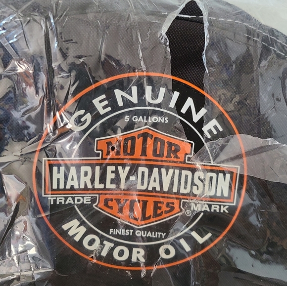 NWT Harley Davidson Motor Oil Can Cooler - Picture 2 of 5